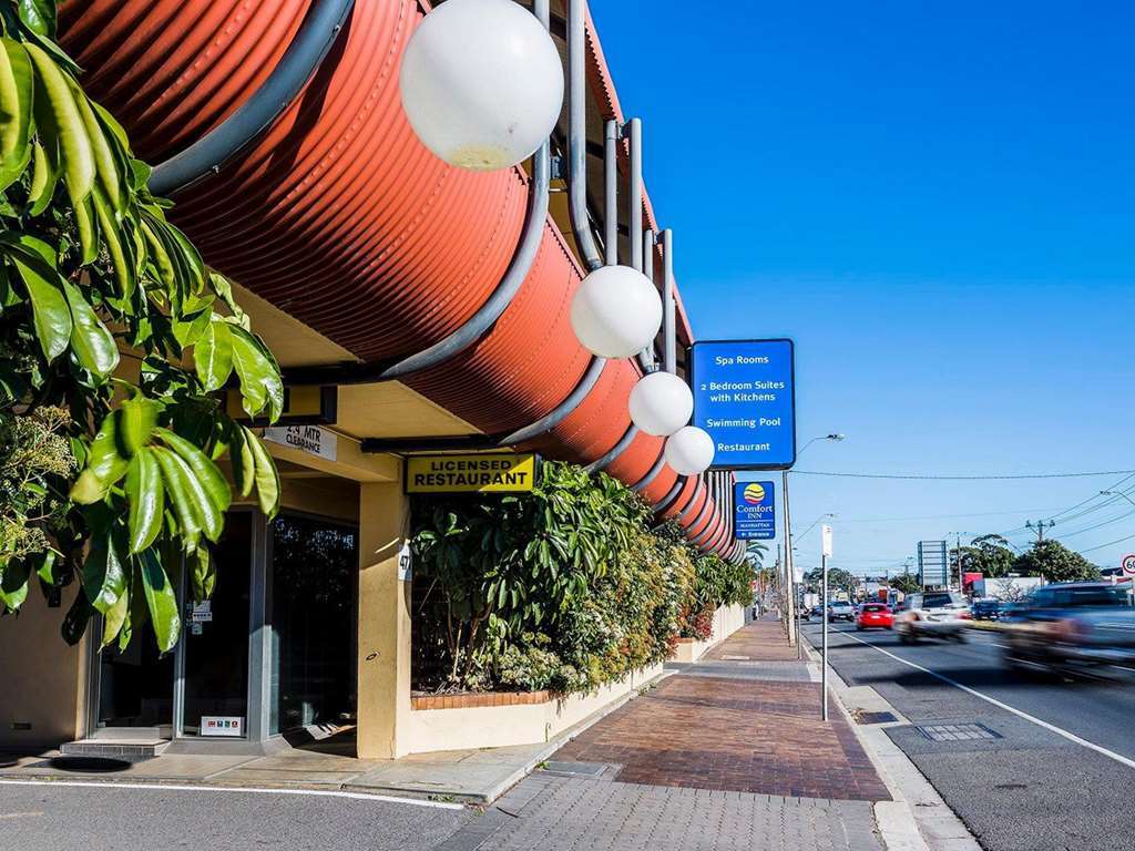 Comfort Inn & Suites Manhattan Adelaide Exterior photo